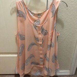 Sleeveless polyester